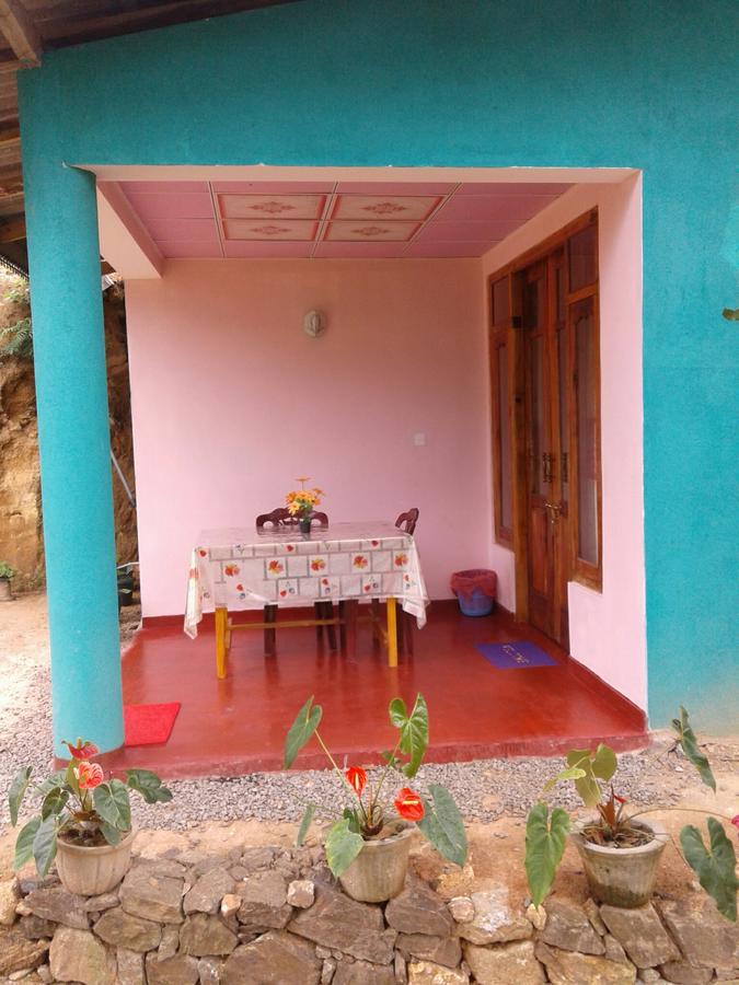 Yoho Nilmini Homestay Ella Kültér fotó